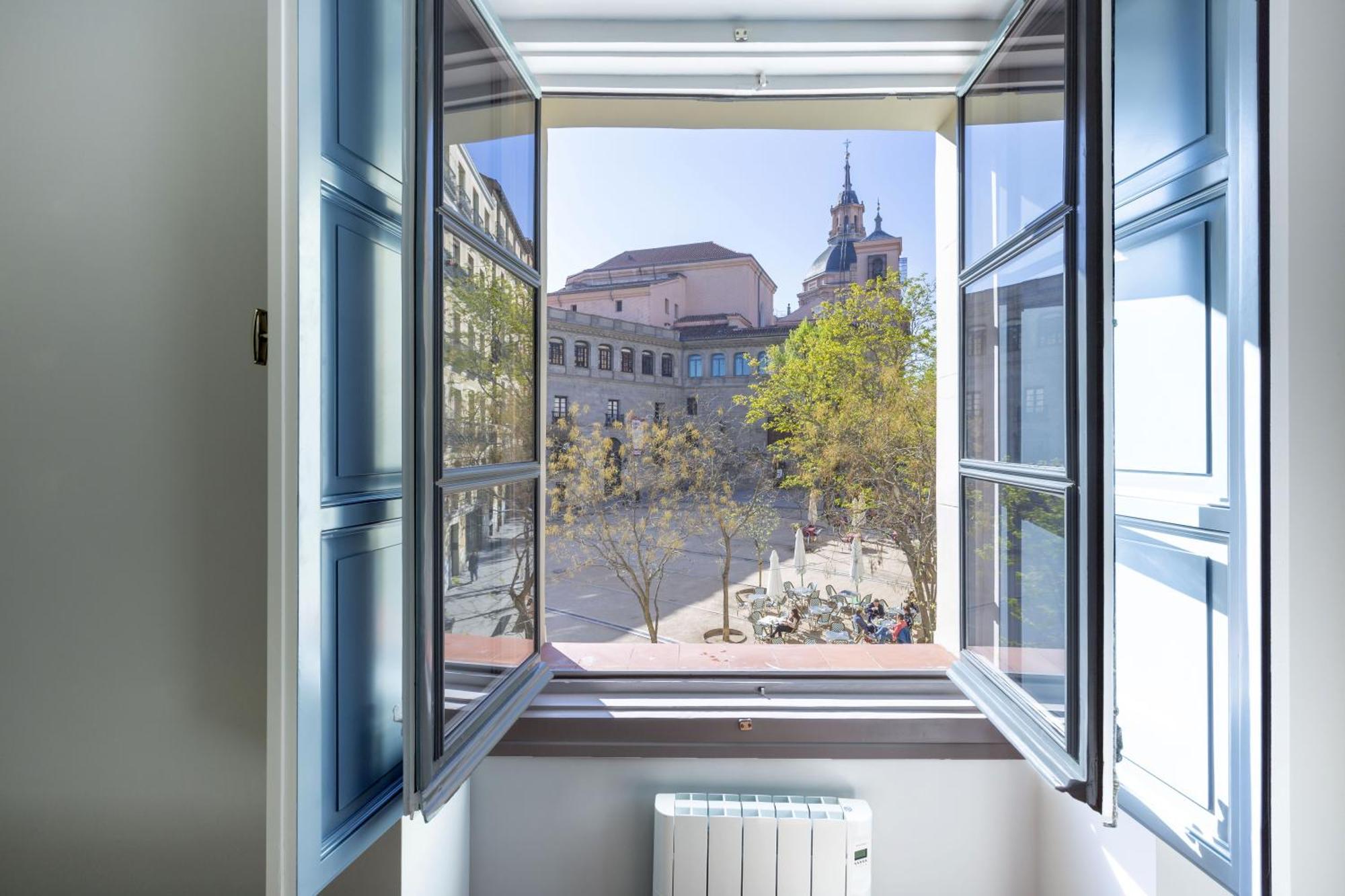 Precioso Apt En La Plaza De La Paja Latina Madrid Buitenkant foto