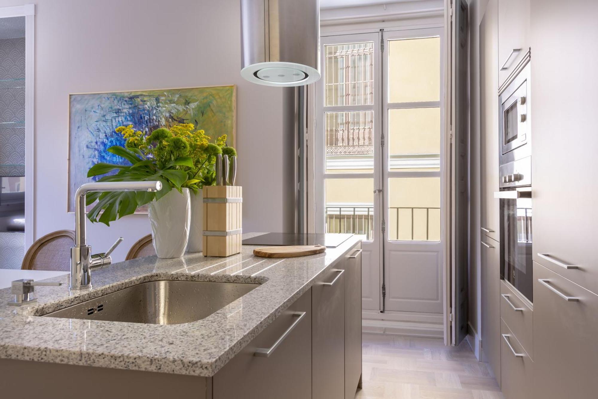 Precioso Apt En La Plaza De La Paja Latina Madrid Buitenkant foto