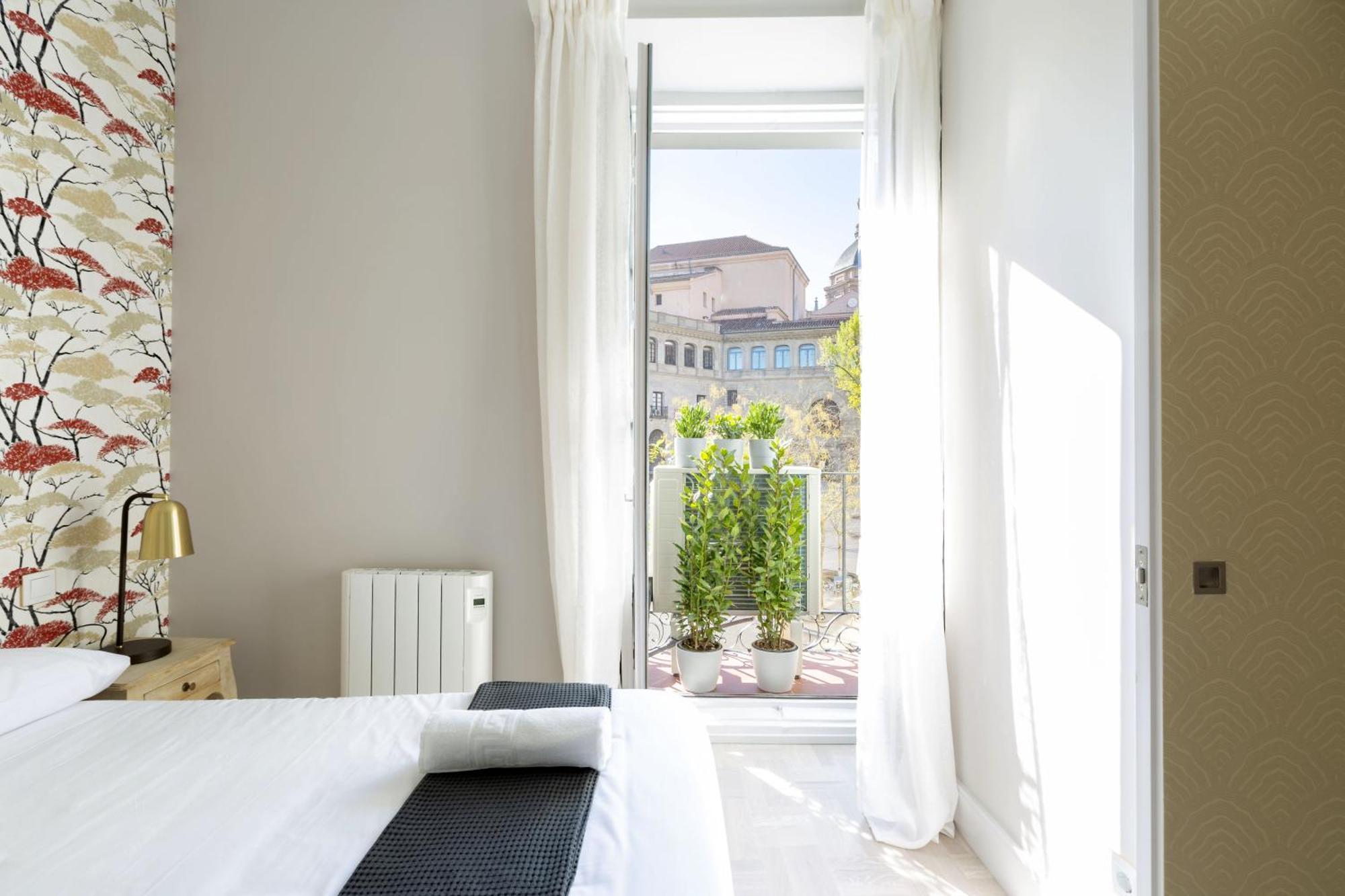 Precioso Apt En La Plaza De La Paja Latina Madrid Buitenkant foto